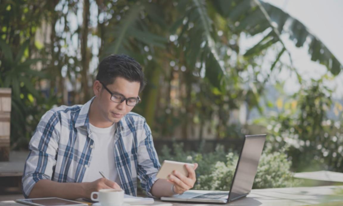 Teilnehmer bei der Routenplanung